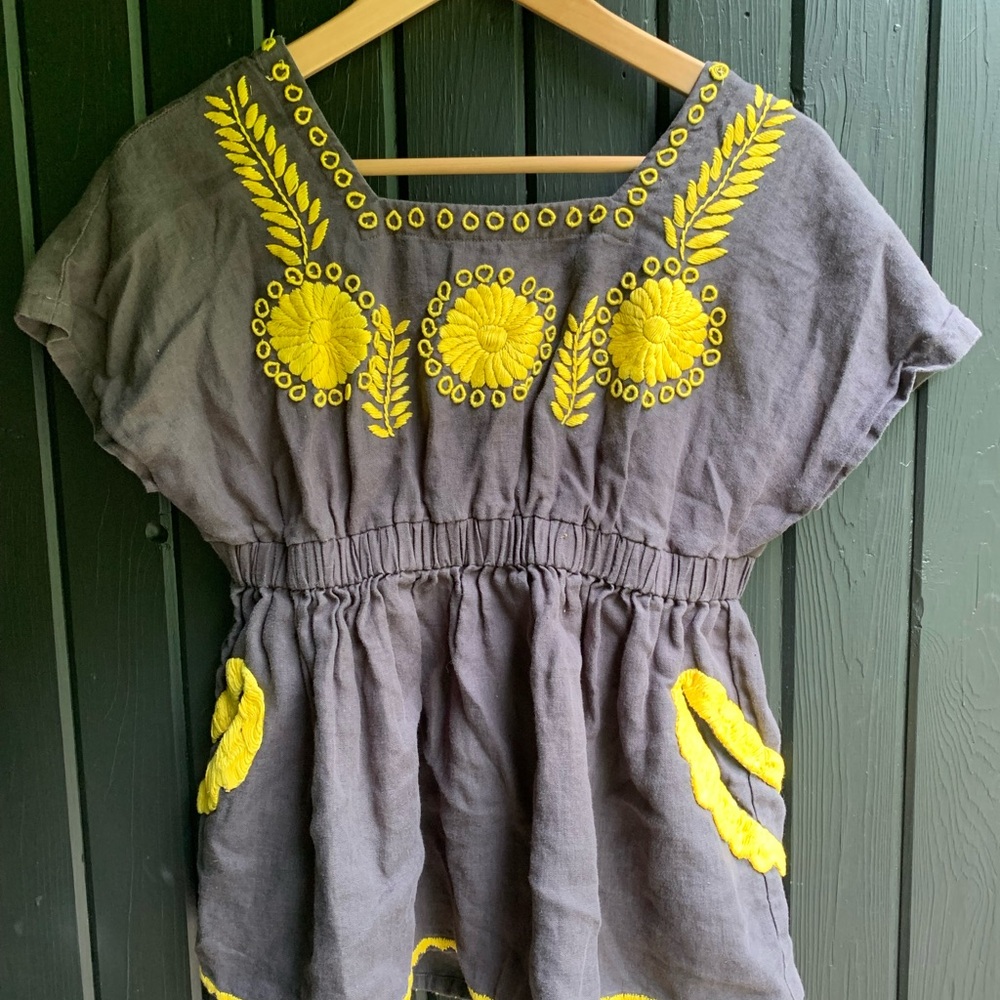 Dark Gray and Yellow Embroidered Women's Top with Pockets size M